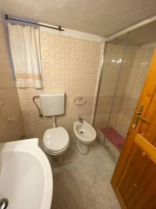 Casa A 2 Passi Dalla Spiaggia Apartment Palau Bagian luar foto